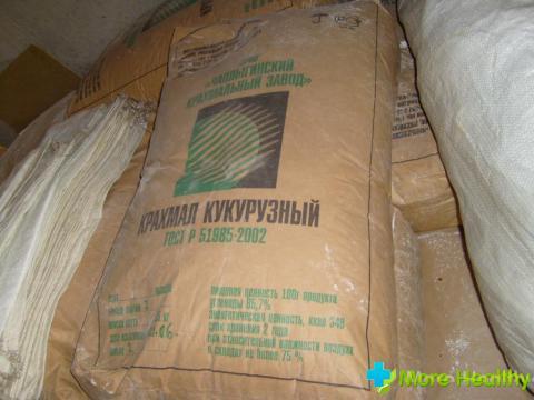 Кукурудзяний крохмаль: польза и вред, калорийность, состав, отзывы