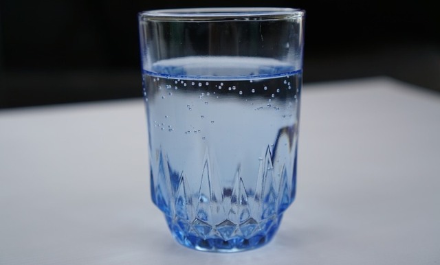 Перекис водню: користь і шкода, лікування по Неумивакіну, прийом всередину