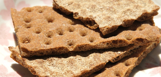 Хлібці: користь і шкода хлібців, калорійність, склад, відгуки дієтологів