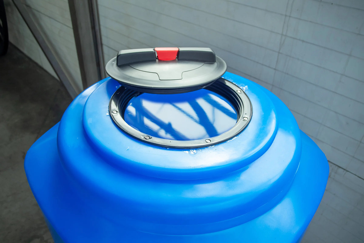 Як обрати бак для води